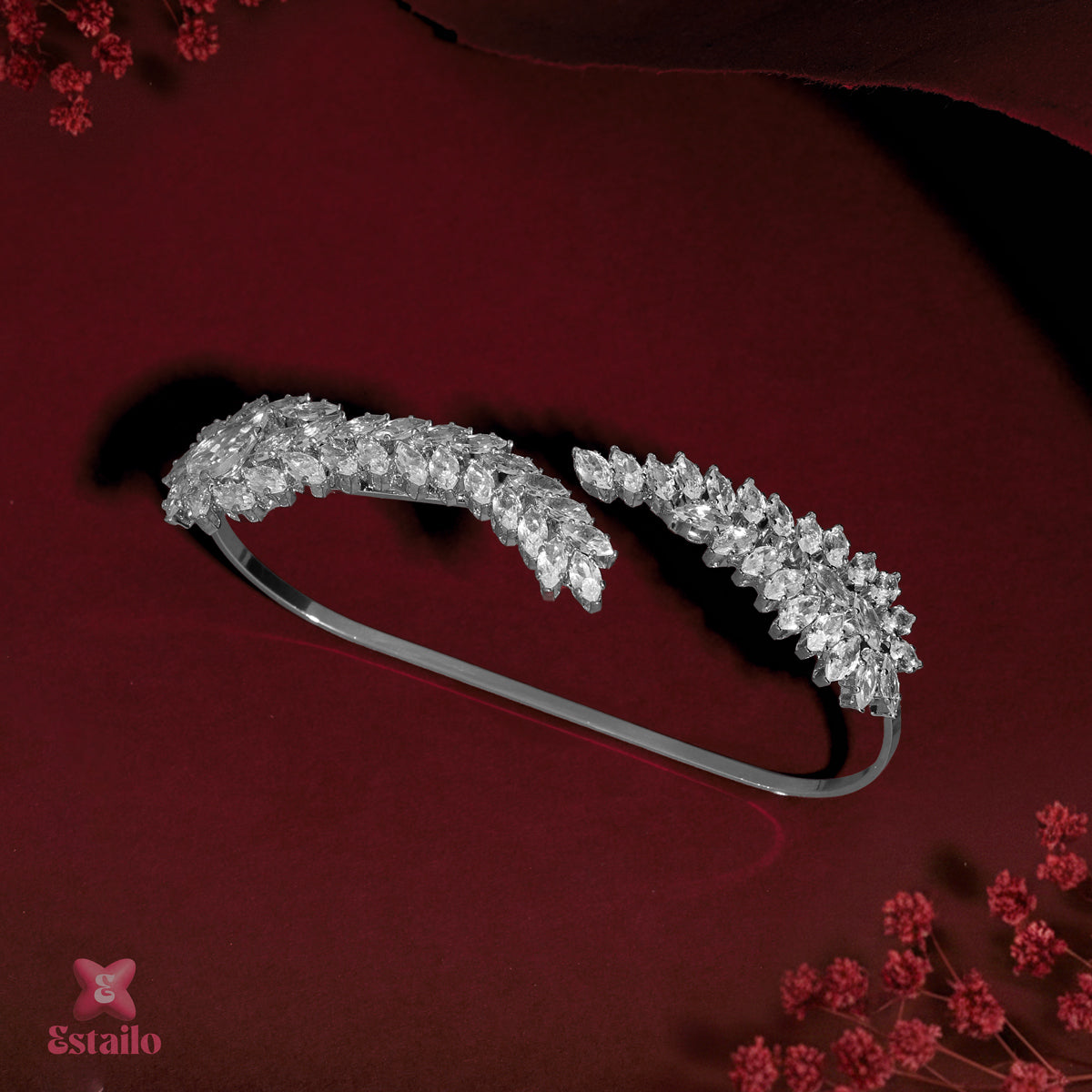 Floral Spark Solitaire Hand Jewellery