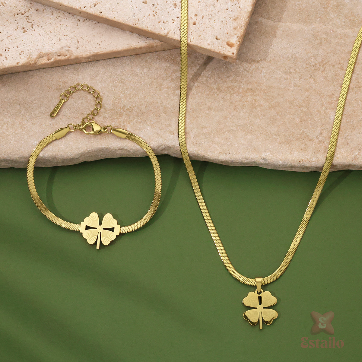 Clover Charm Jewelry Set