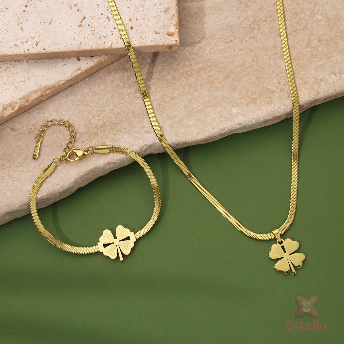 Clover Charm Jewelry Set