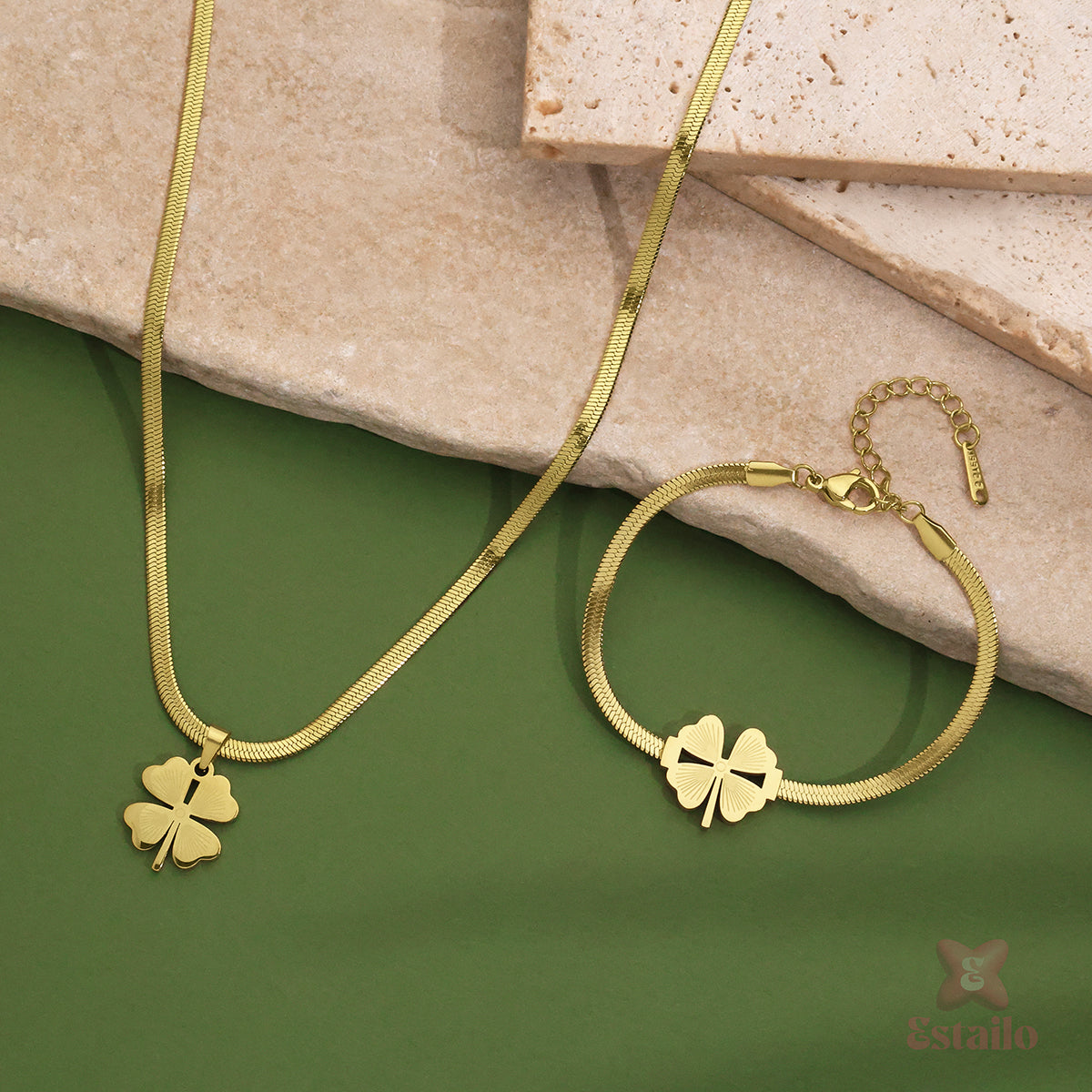 Clover Charm Jewelry Set
