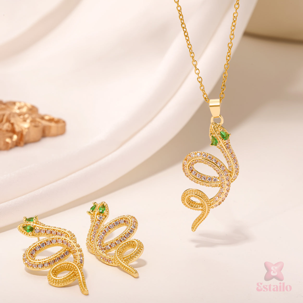Emerald Serpent Necklace Set