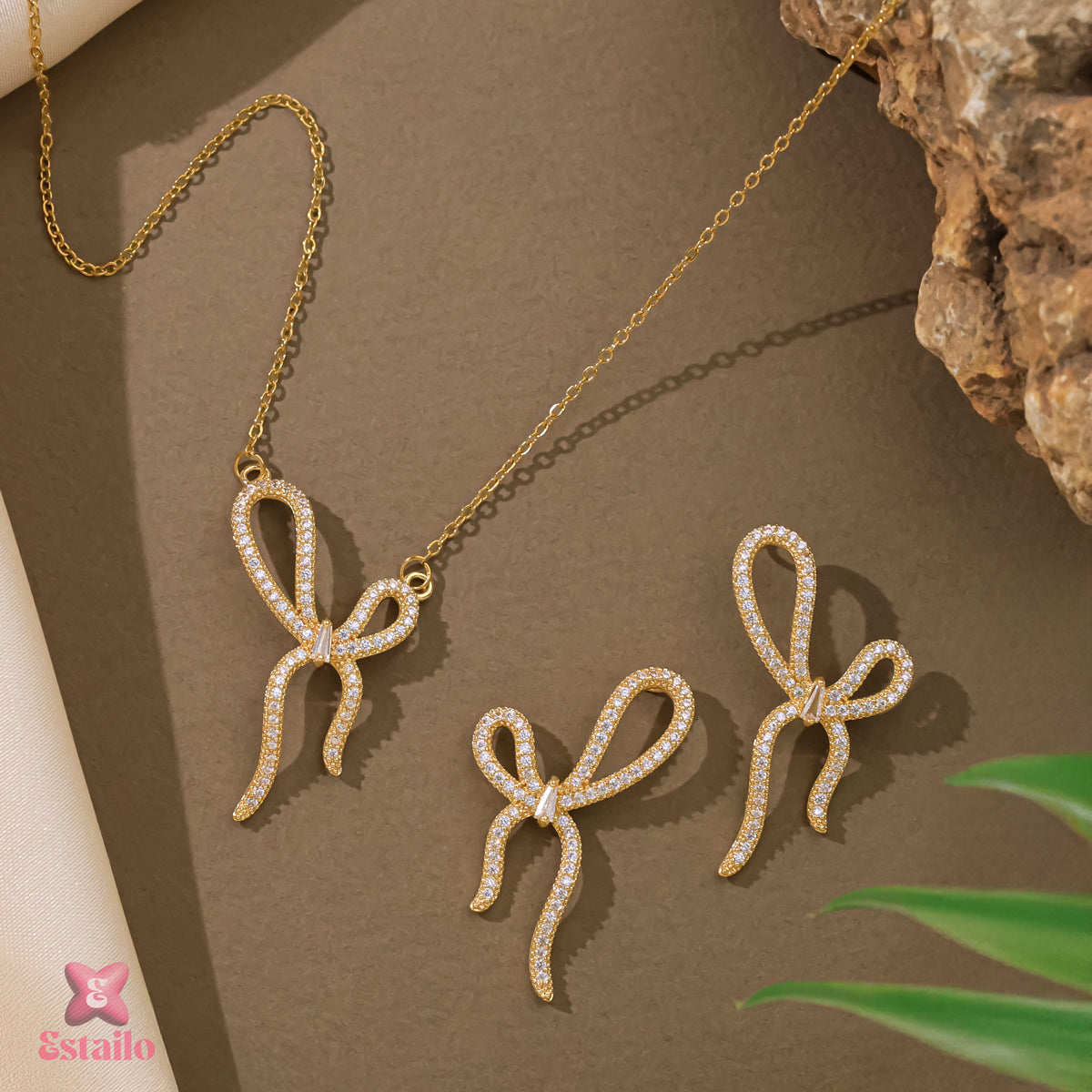 Elegant Bow Necklace Set