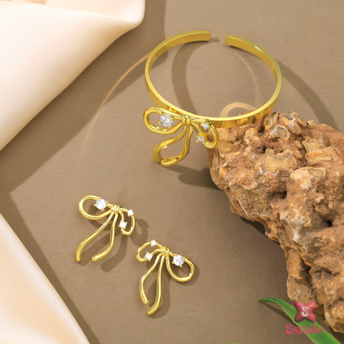 Shinny Twirl Knot Bow Set