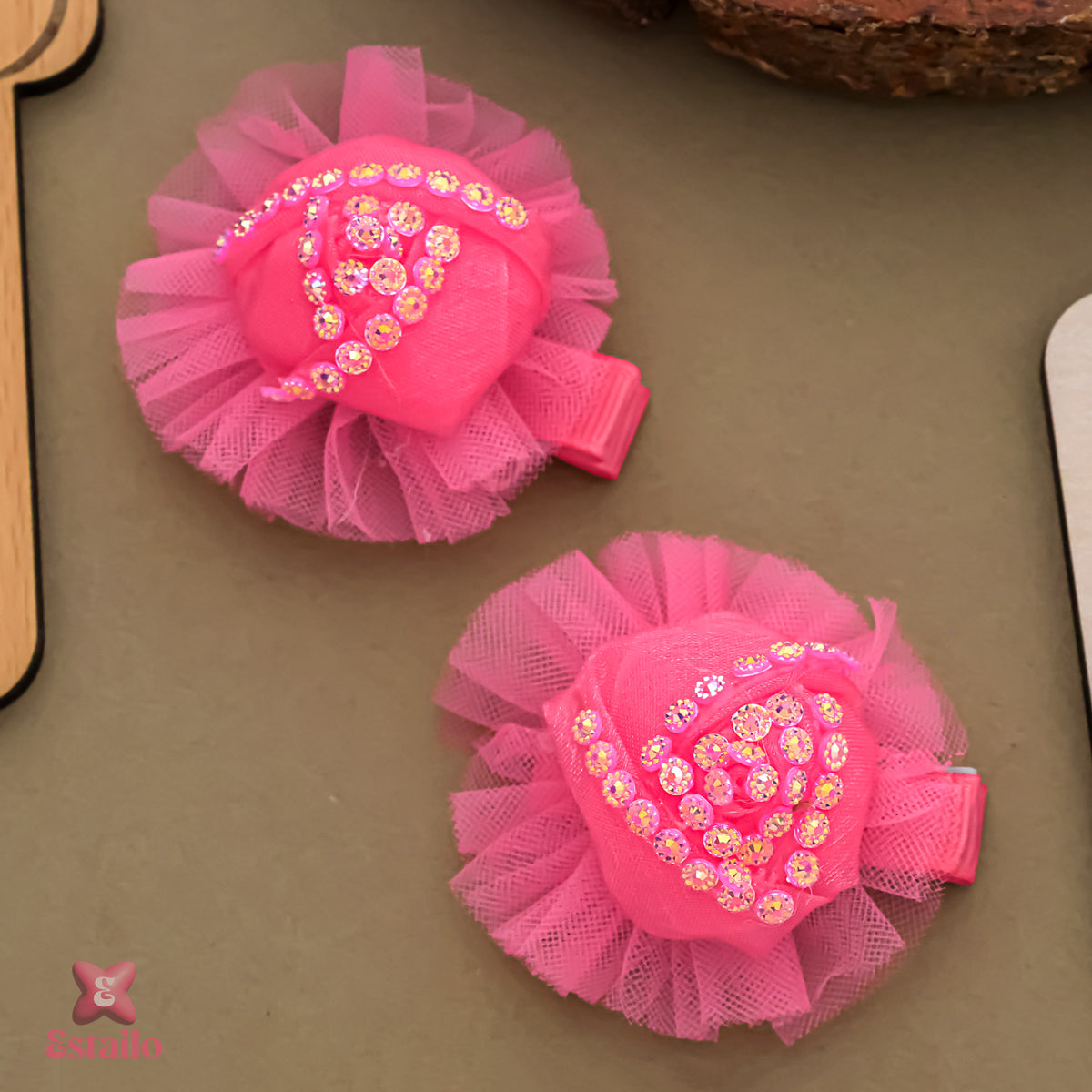 Pink Petal Heart Clip