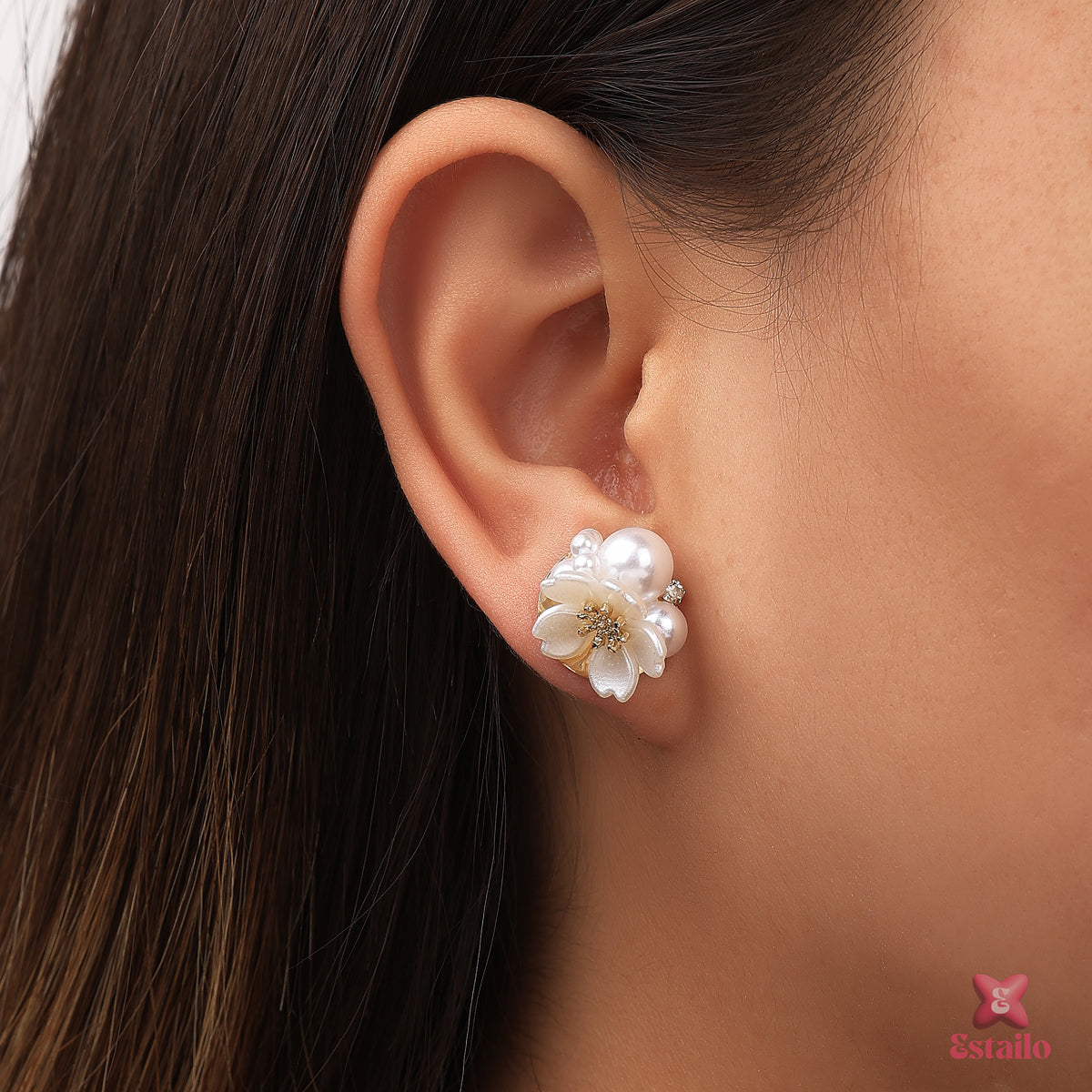 Daisy Dream Pearl Earrings