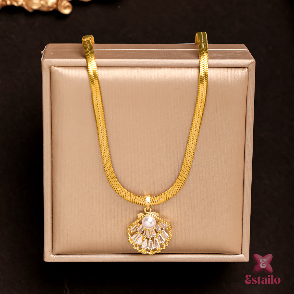 Pearl Shell Radiance Necklace