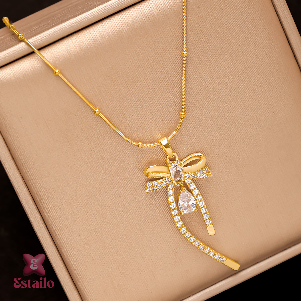 Glamour Bow & Drop Necklace