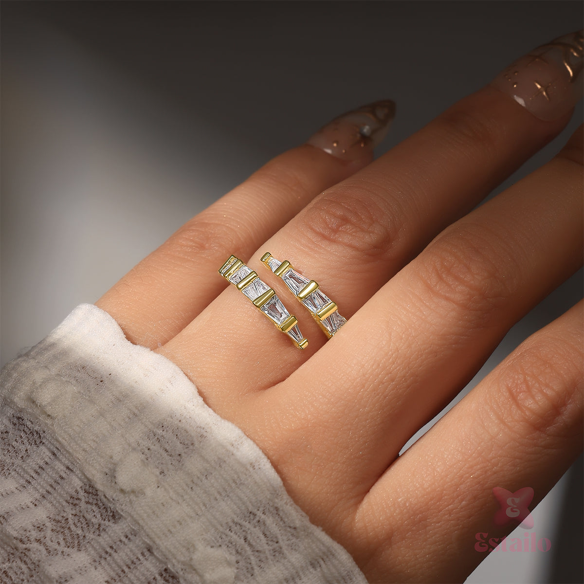 Crystal Curve Ring