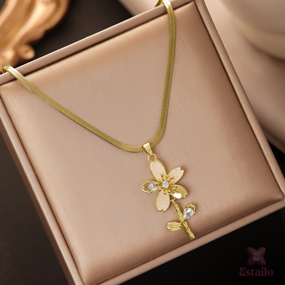 Sunbeam Flower Necklace