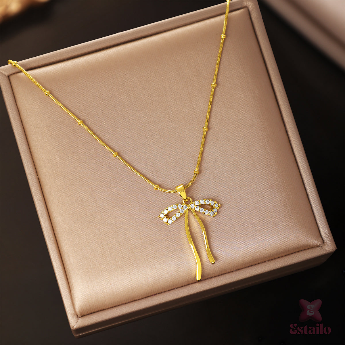 Gilded Grace Ribbon Necklace