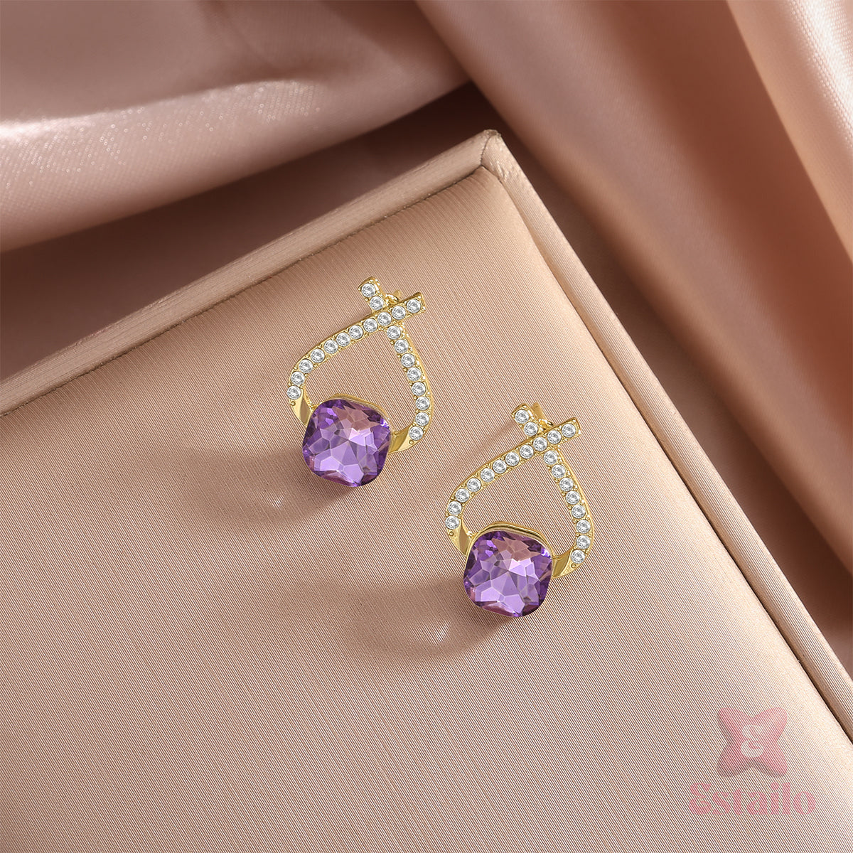 Glamour Stone Stud Earring