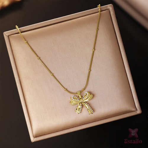 Graceful Bow Pearl Necklace
