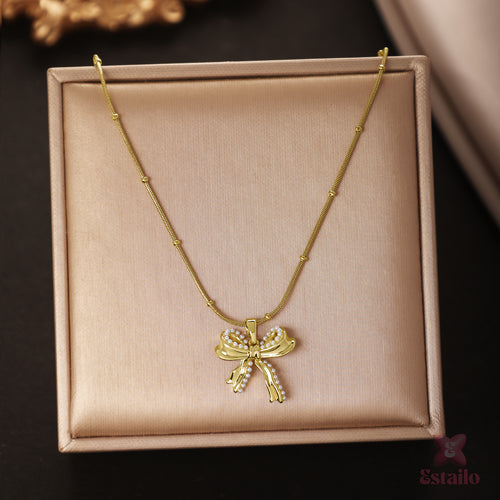 Graceful Bow Pearl Necklace