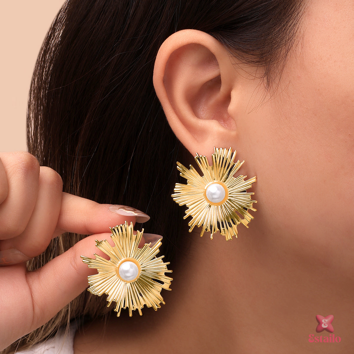 Eternal Sunshine Floral Stud Earring