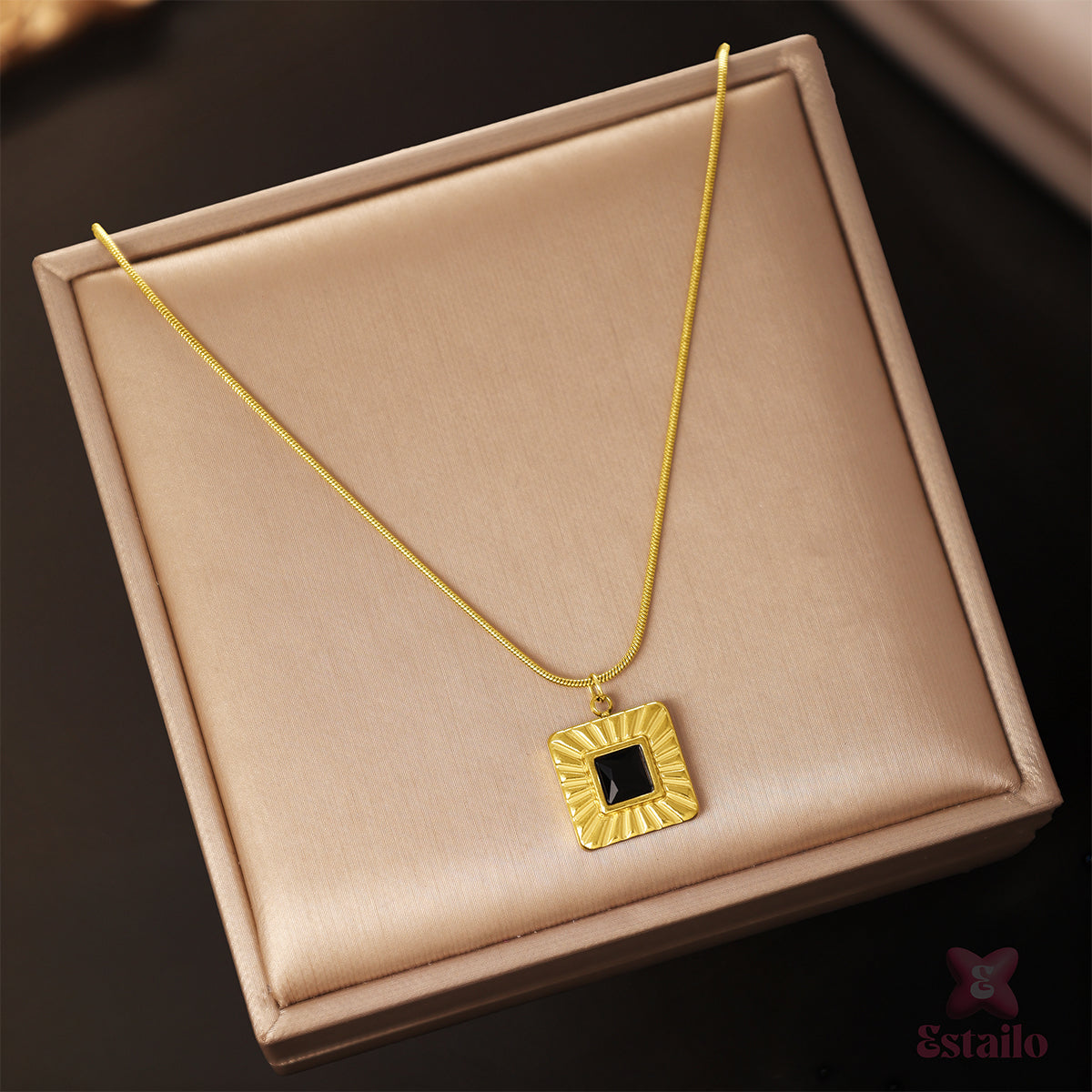 Sleek Silhouette Necklace