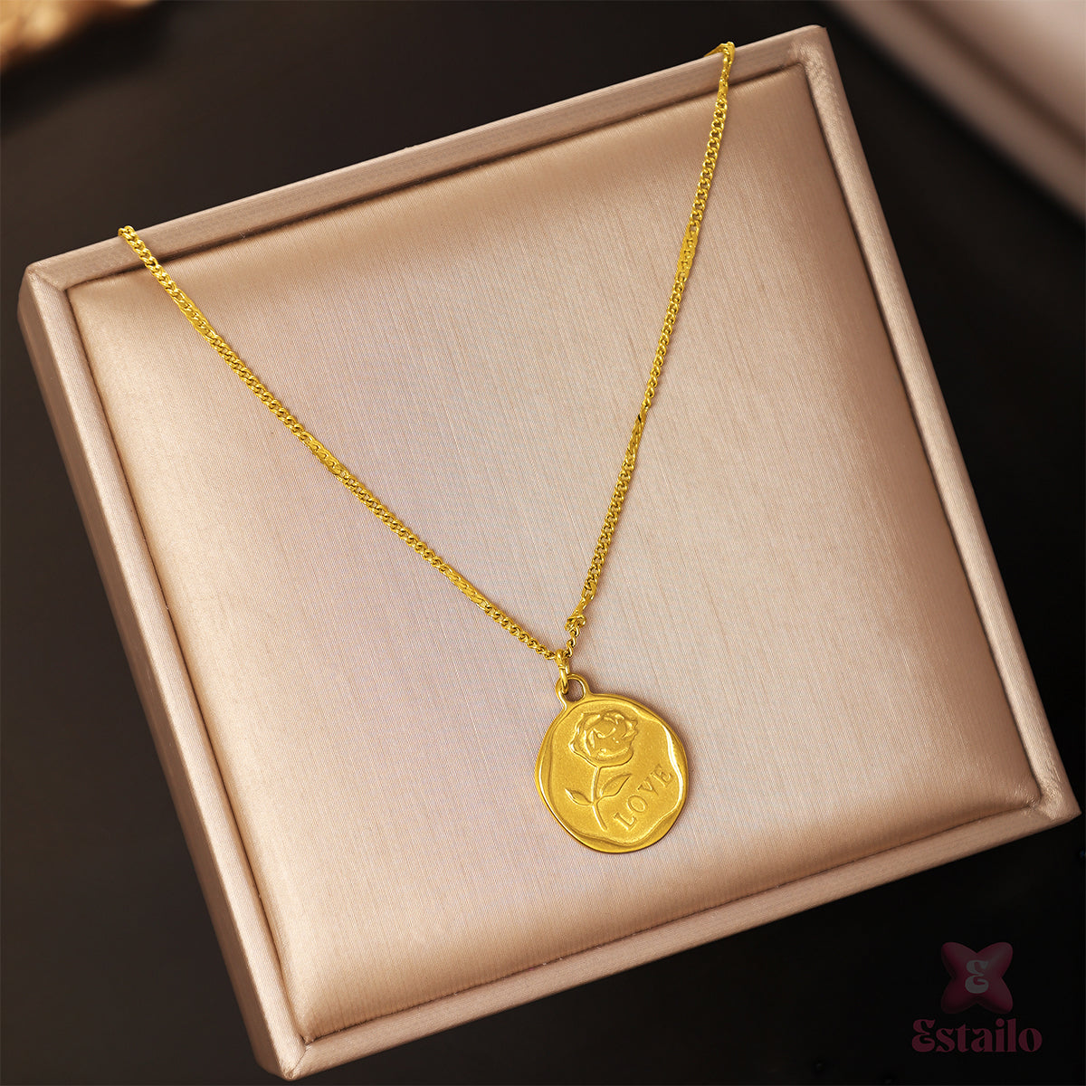 Love's Golden Seal Necklace