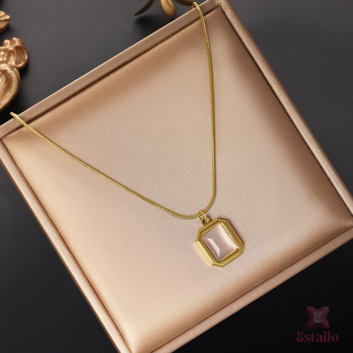 Geometric Gleam Necklace