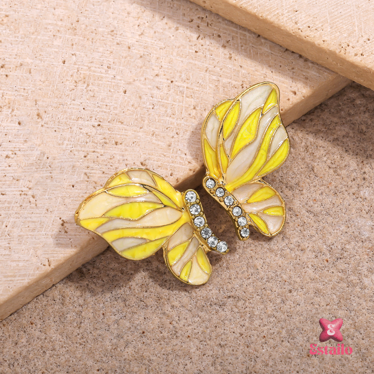 Ivory & Gold Flutter Earring