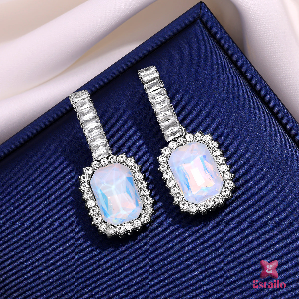 Sparkling Dangler Earring
