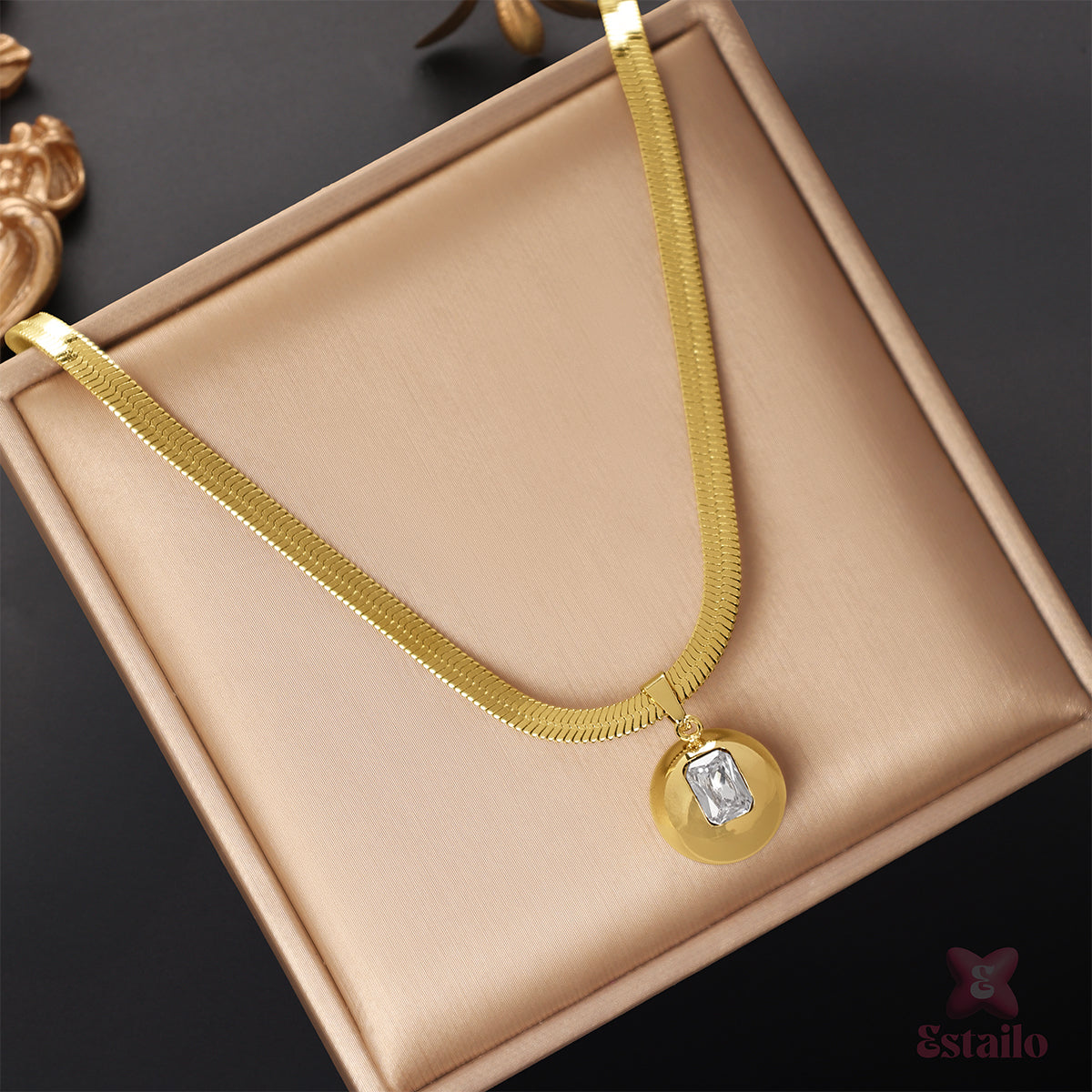 Gleaming Medallion Herringbone Necklace