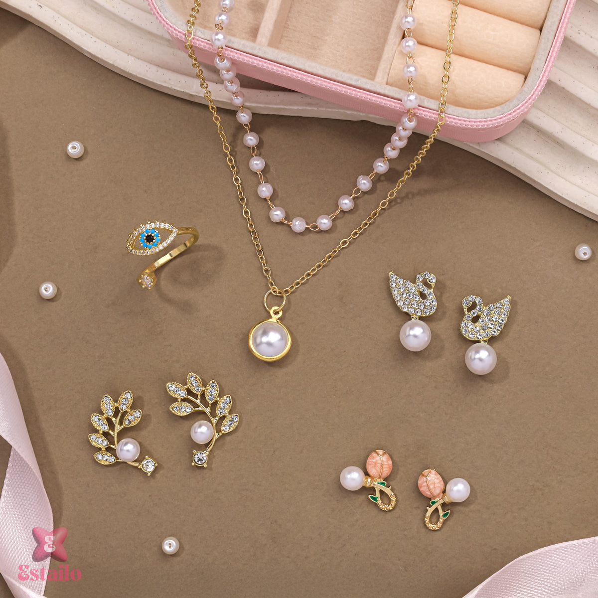 Gilded Petals Gift Hamper Combo