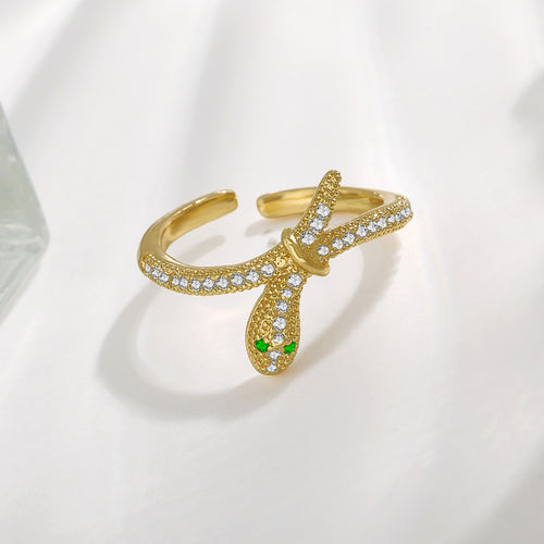 Ouro Luxe Serpent Ring