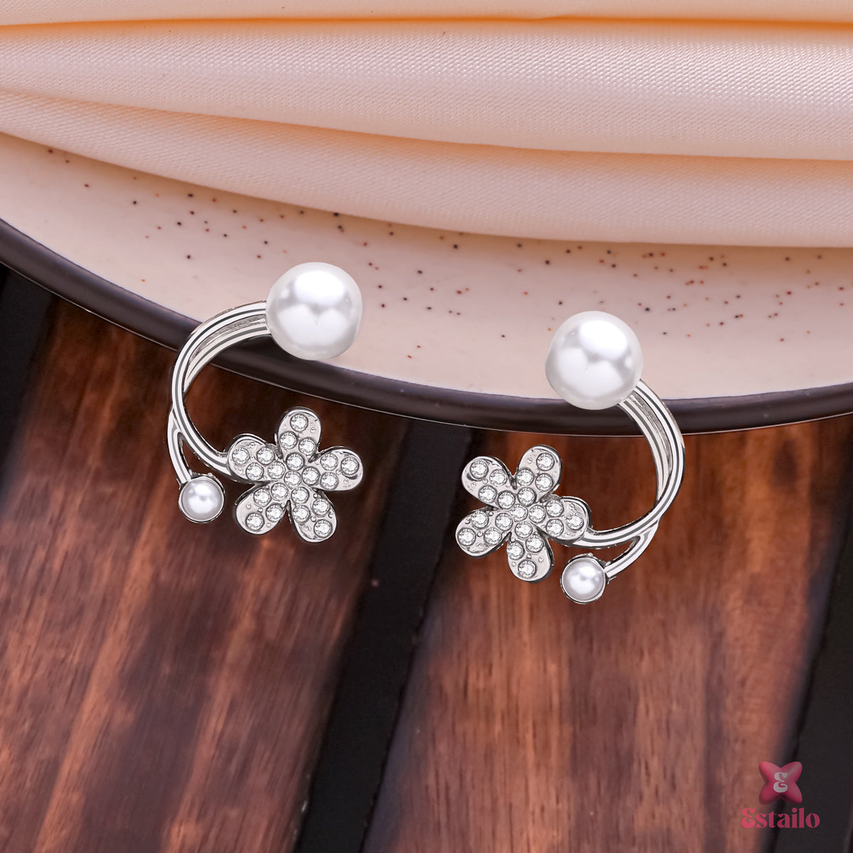 Flora Arc Earrings