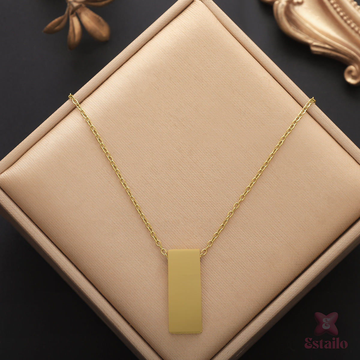 Golden Noble Glow Necklace