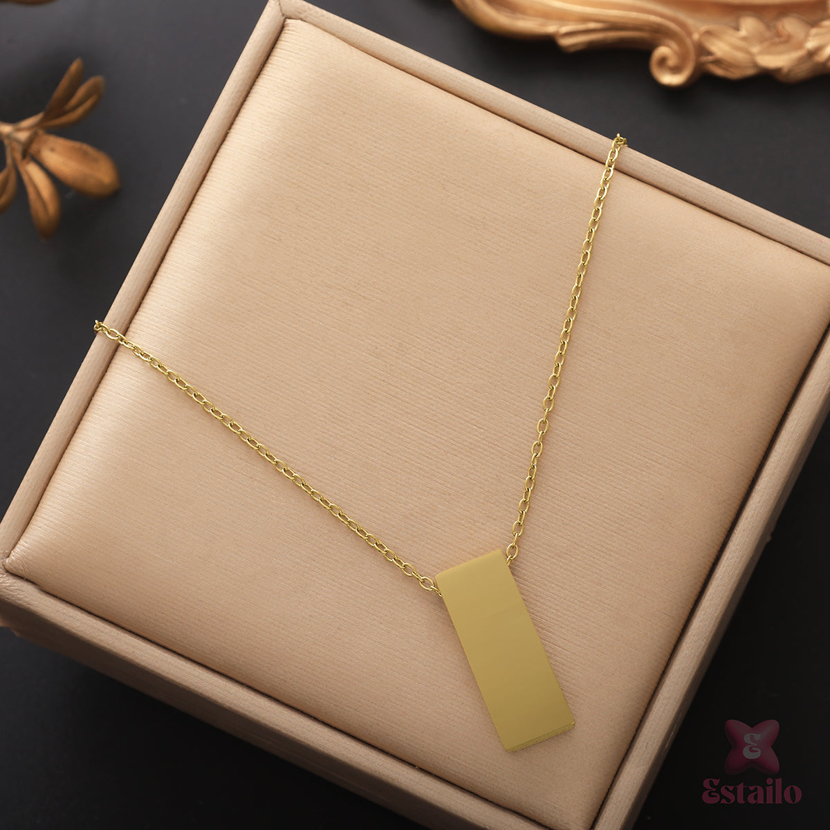 Golden Noble Glow Necklace