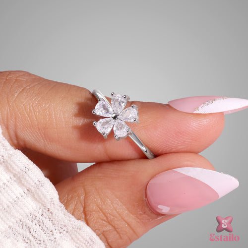 Viola Flora Ring