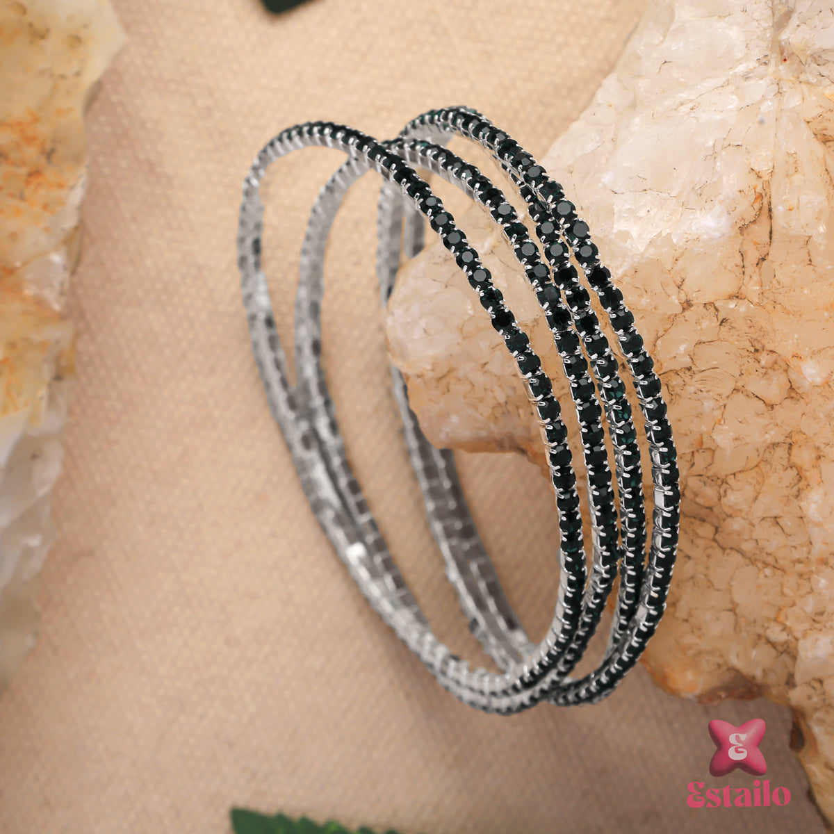 Chic Emerald Bracelet