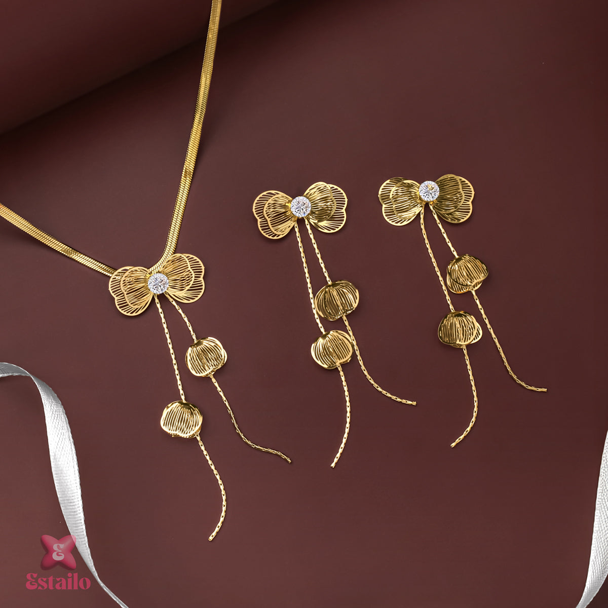 Regal Shine Necklace Combo Set