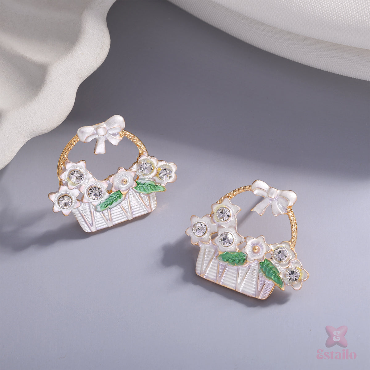 Love-Knot Baskets Earring