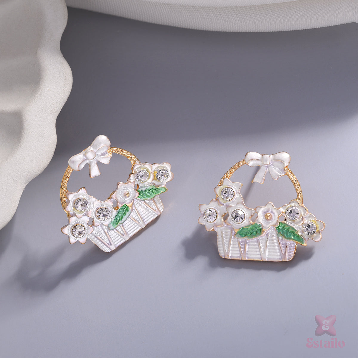 Love-Knot Baskets Earring