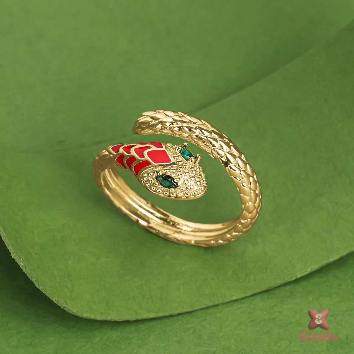 Emerald-Eyed Serpent Ring