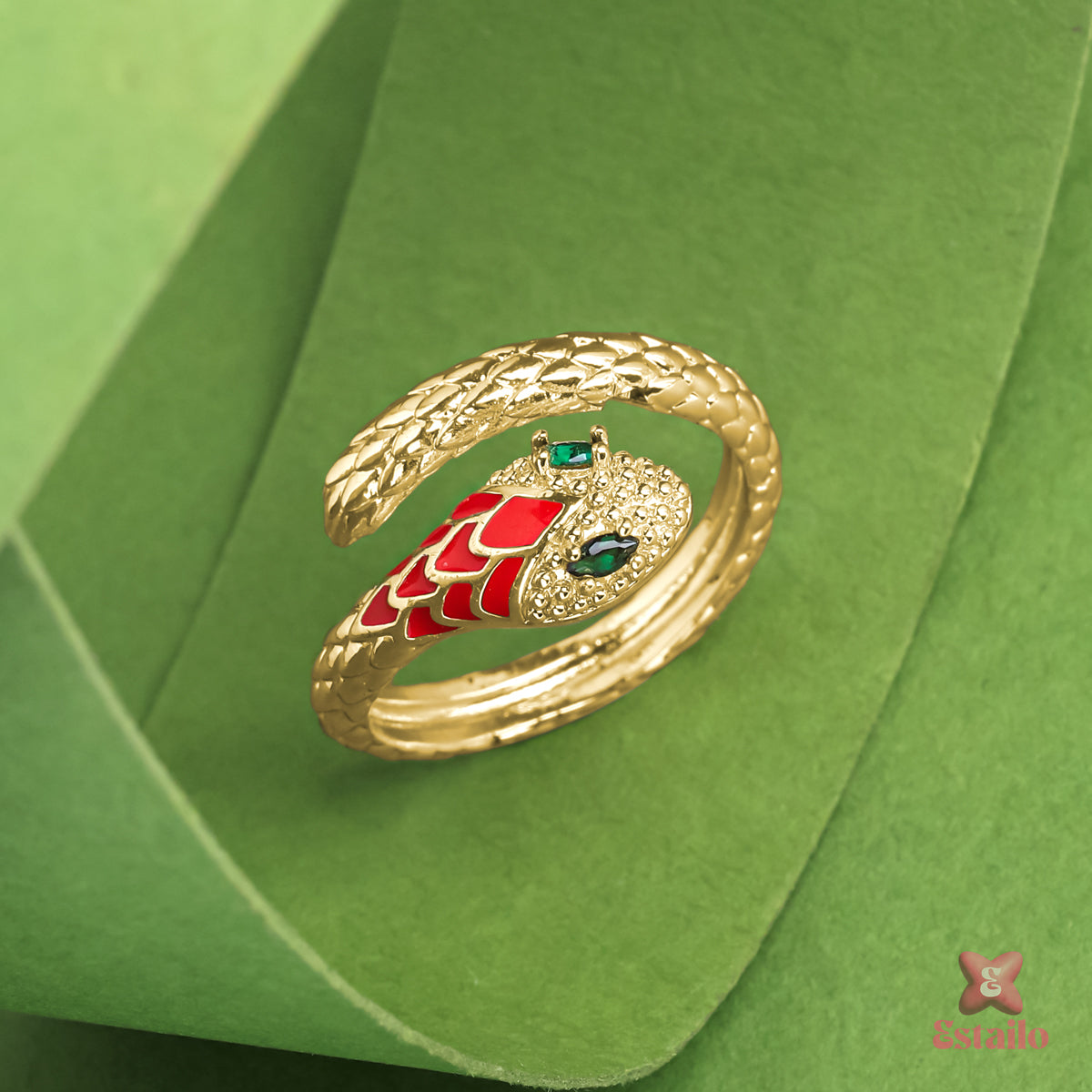Emerald-Eyed Serpent Ring