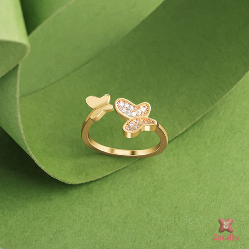 Golden Glimmering Wings Ring