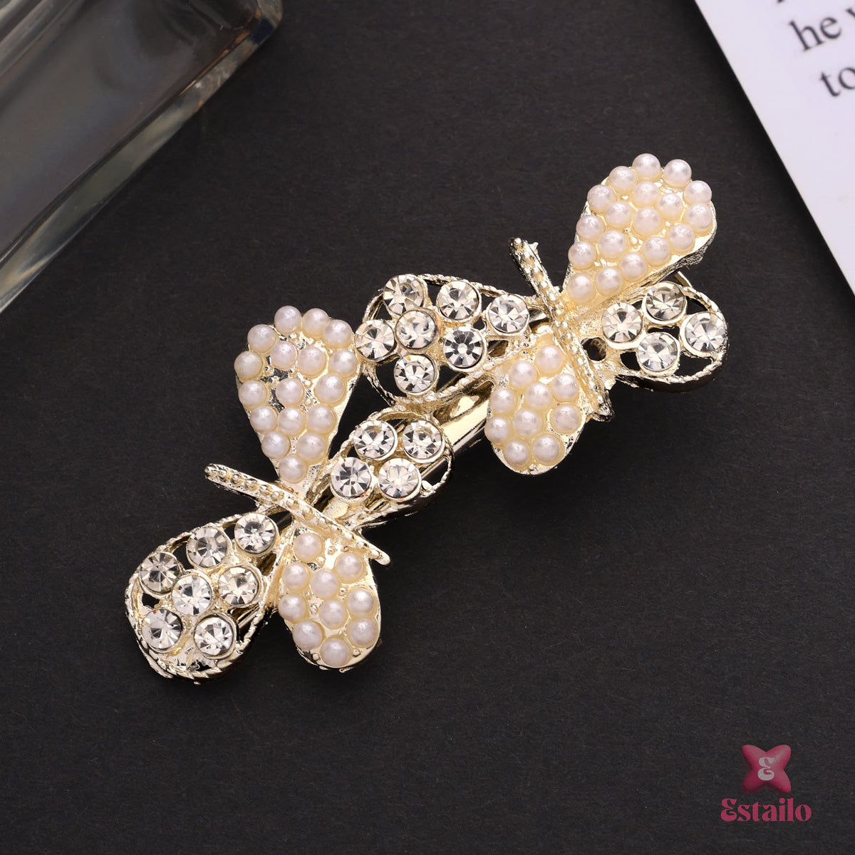 Sparkling Pearl Butterfly Clip