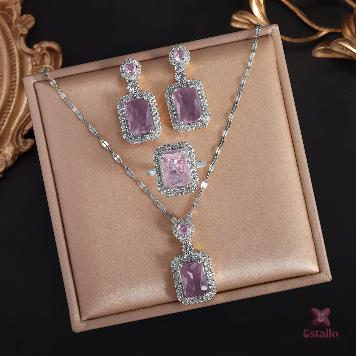 Crystal Cove Neckpiece