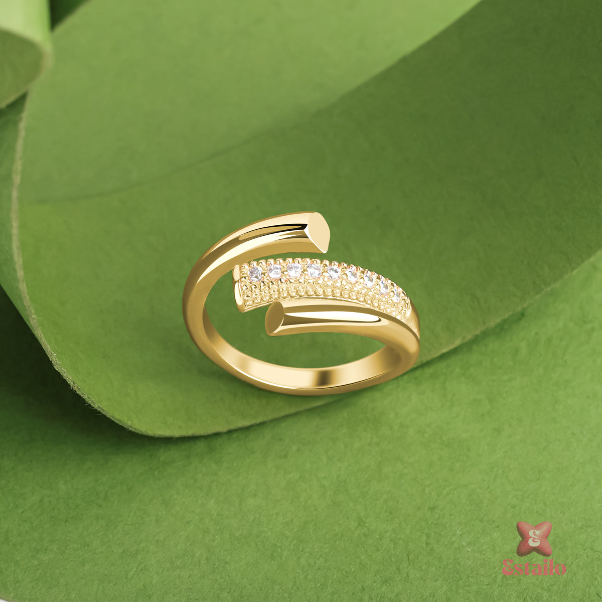 Dazzling Ring
