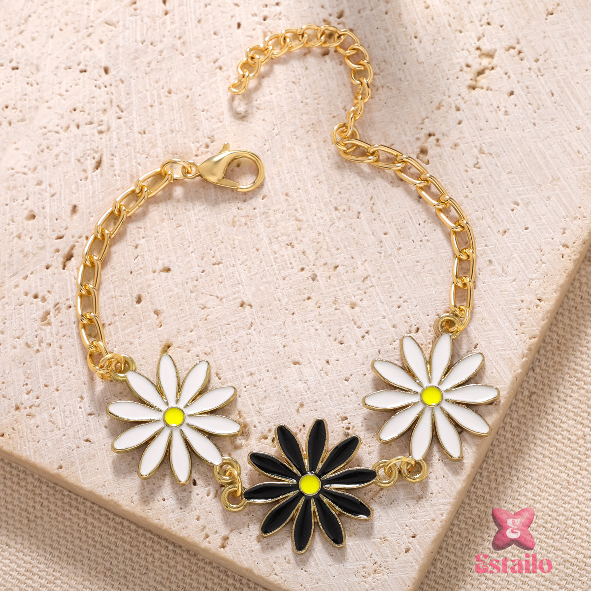Daisy Chain Delight bracelet
