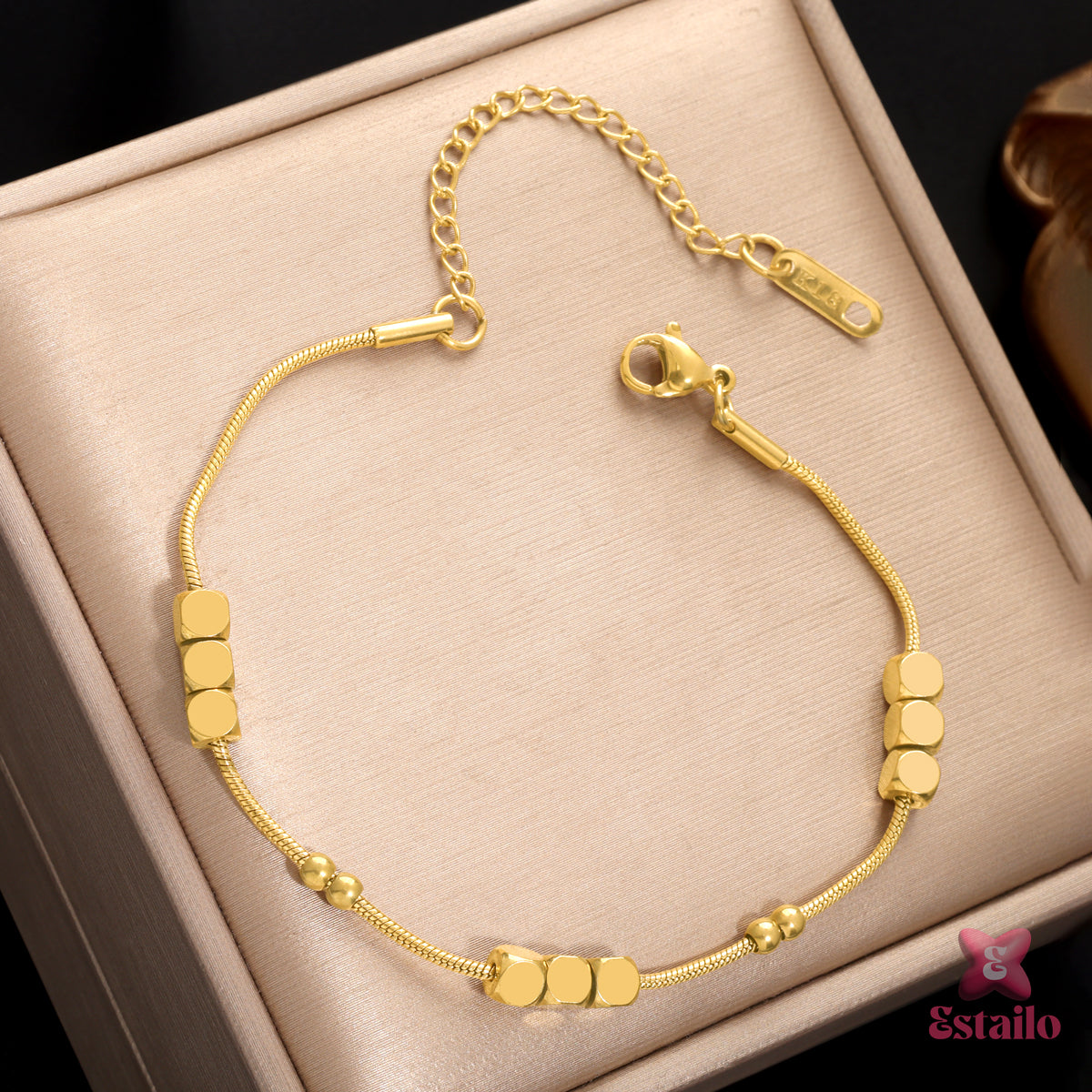 Geometric Goldlet Bracelet