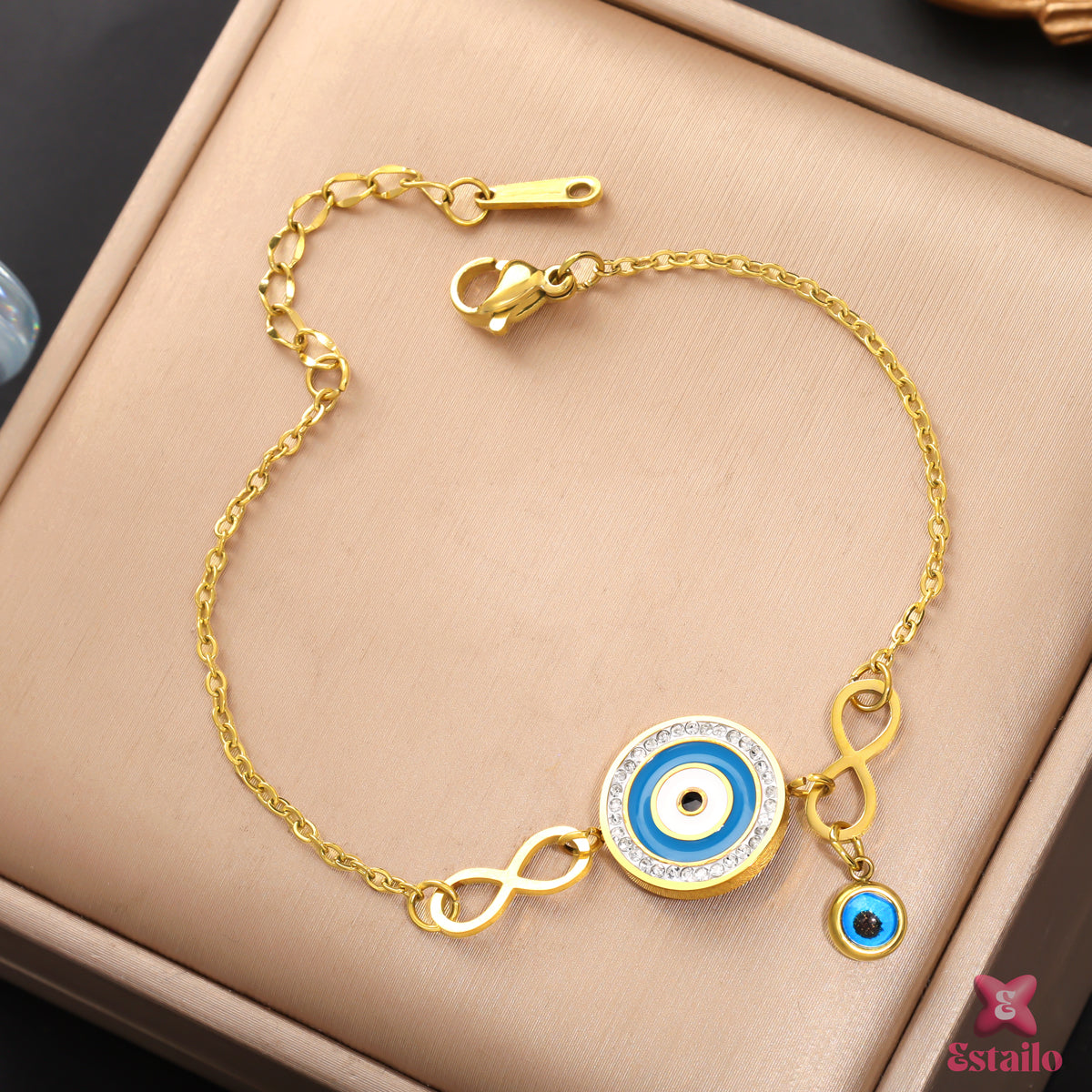 Infinite Gaze Bracelet