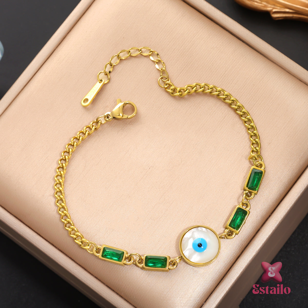 Emerald Gaze Bracelet