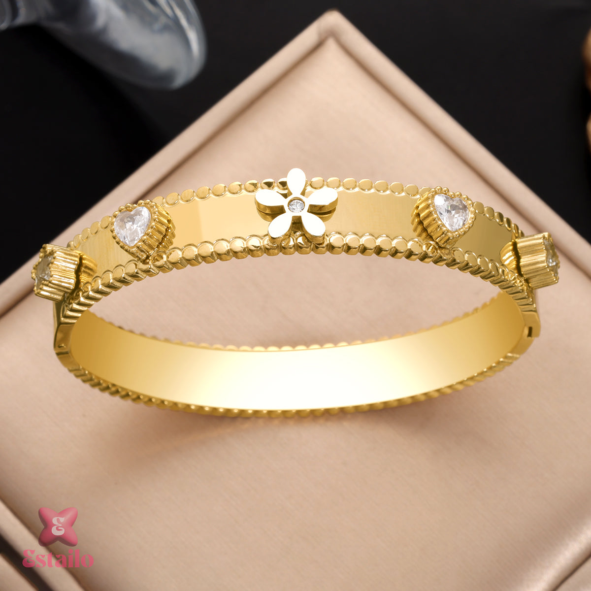 Sweetheart Petal Bracelet