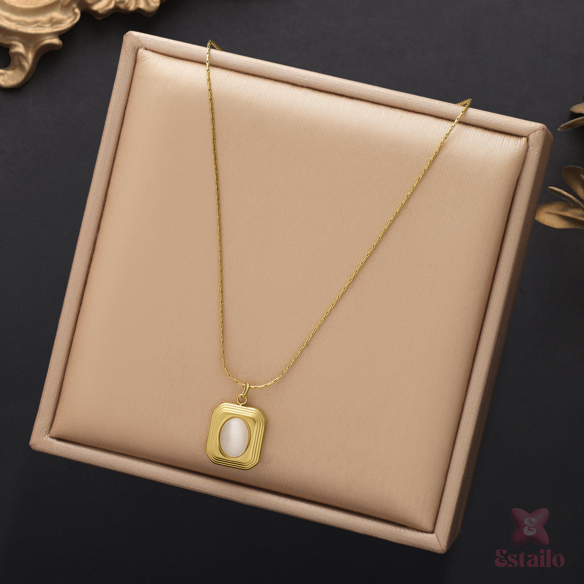 Chic Horizon Necklace