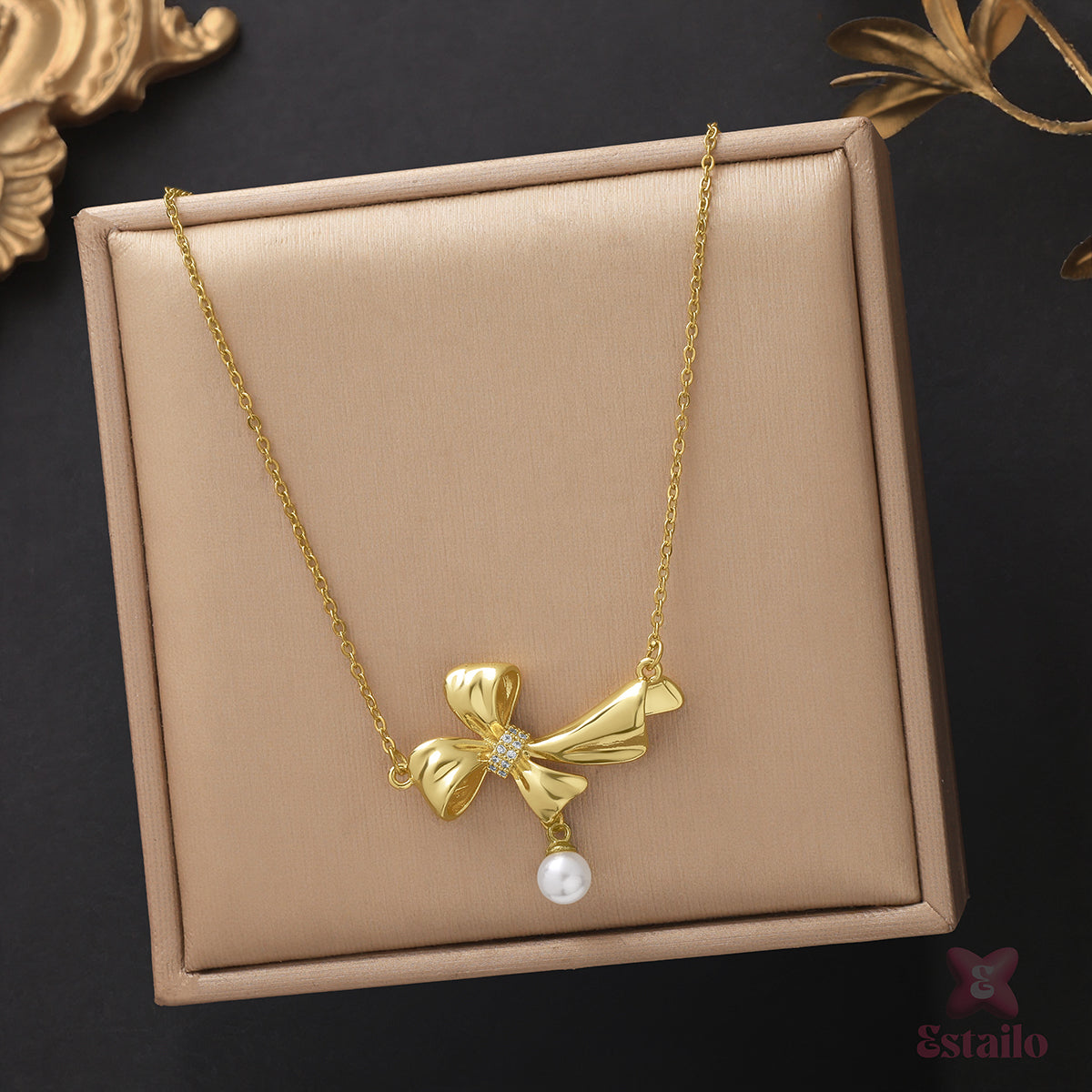 Chunky Pearl Knot Necklace