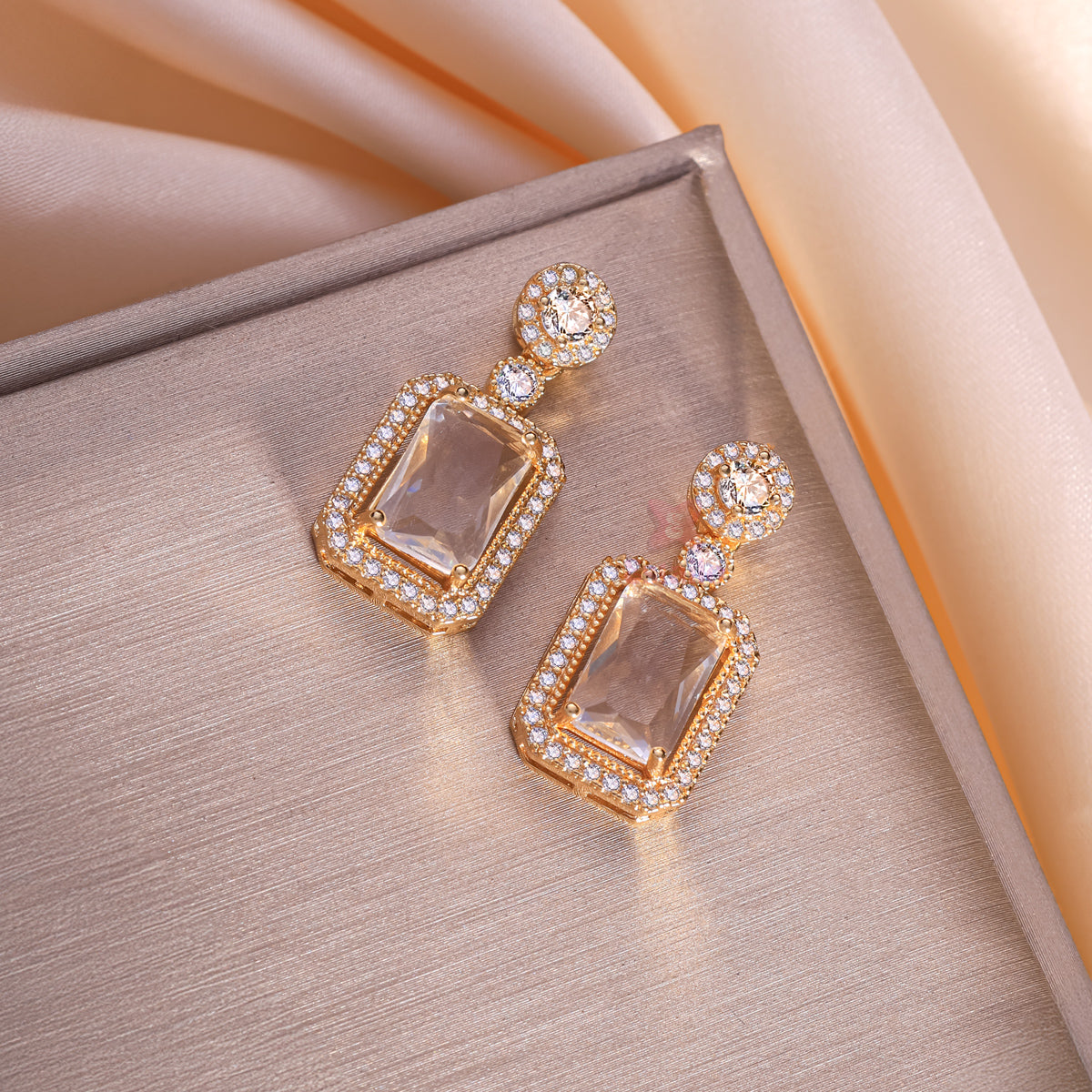 Royal Gilded Drops Earring
