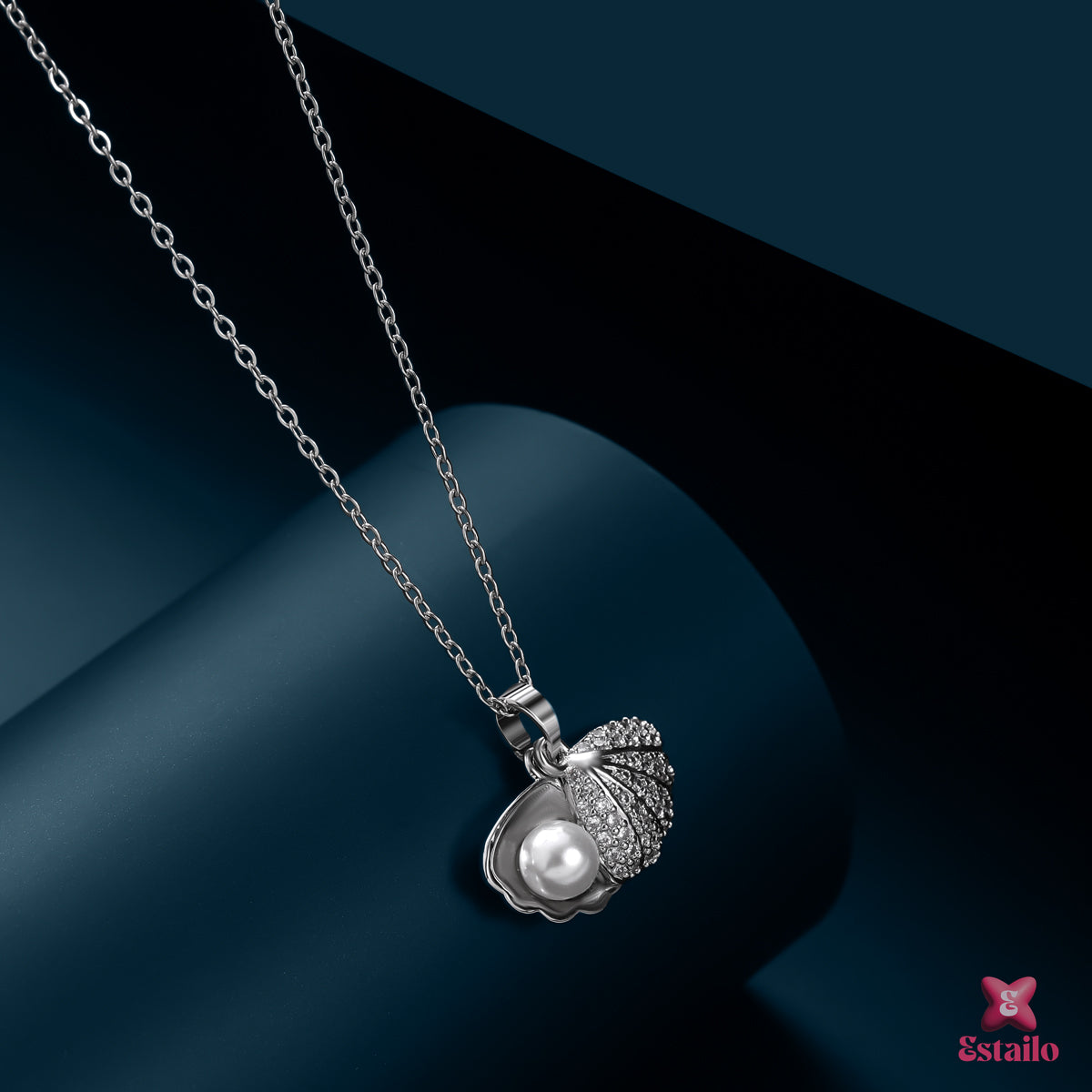 Come Out Of Shell Neckpiece