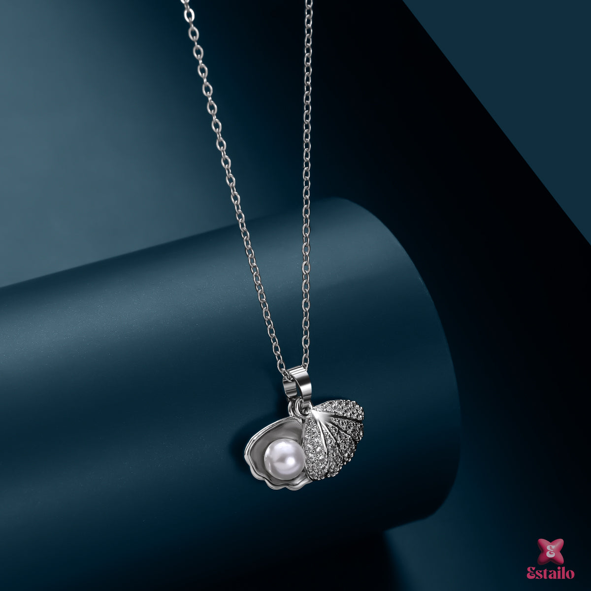 Come Out Of Shell Neckpiece